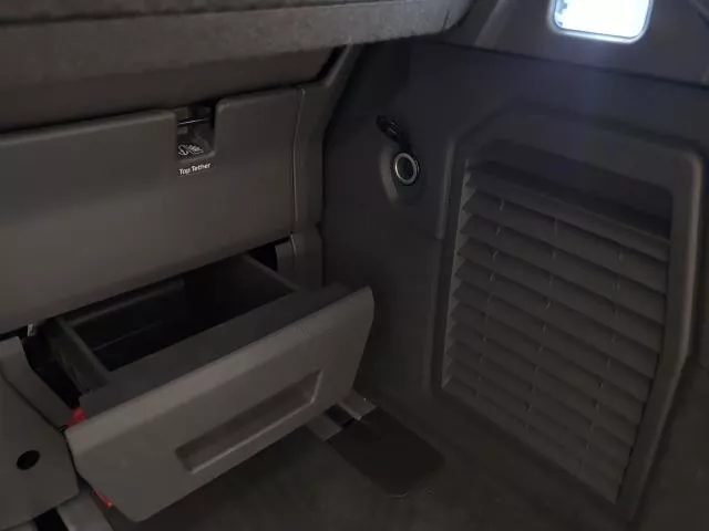 Volkswagen Multivan 2.0 TDI Batalla Corta 110 kW (150 CV) DSG de segunda mano