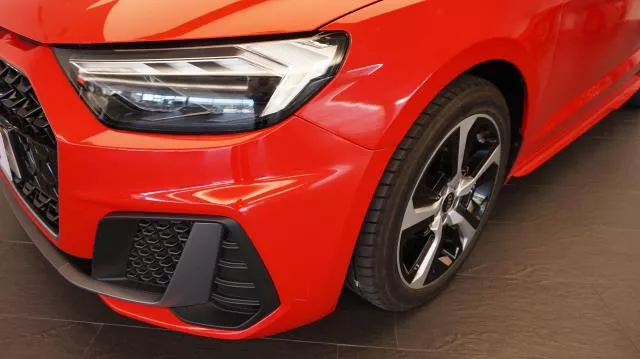 Audi A1 Adrenalin 25 TFSI 70 kW (95 CV) de segunda mano