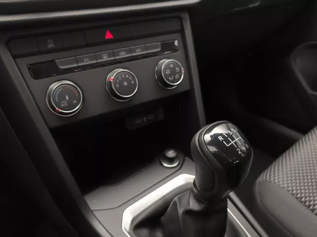 Volkswagen T-Roc 1.0 TSI 81 kW (110 CV) de segunda mano