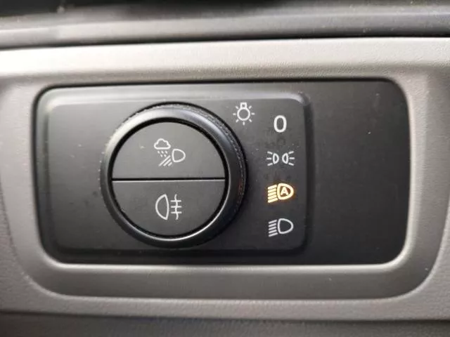 Volkswagen Caravelle Origin Batalla Corta 2.0 TDI BMT 81 kW (110 CV) de segunda mano