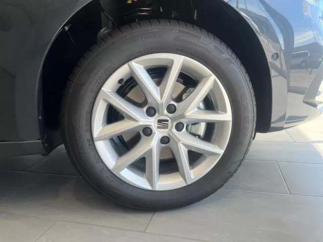 SEAT León 1.5 eTSI Style 25 Aniversario DSG 85 kW (116 CV) de segunda mano