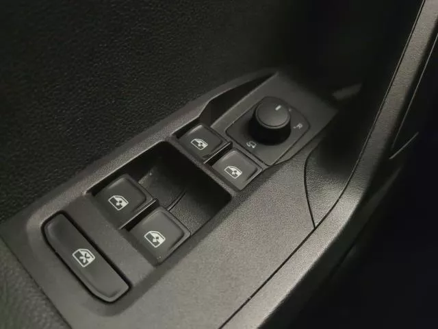 SEAT Arona 1.0 TSI Style Special Edition 85 kW (115 CV) de segunda mano