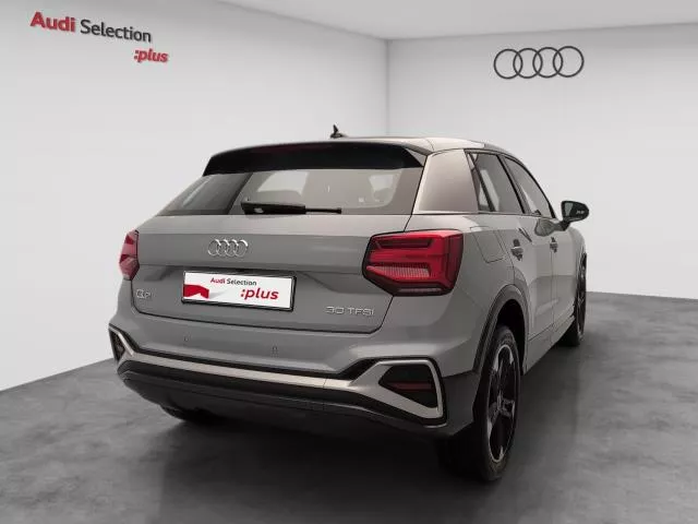 Audi Q2 Adrenalin Black Edition 30 TFSI 85 kW (116 CV) de segunda mano