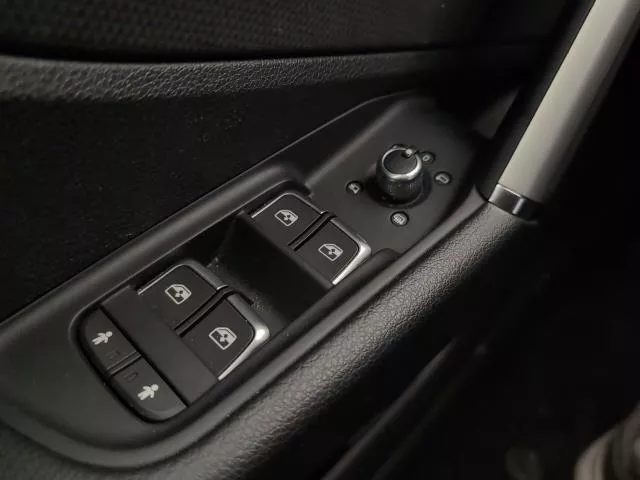 Audi Q2 Adrenalin Black Edition 30 TFSI 85 kW (116 CV) de segunda mano