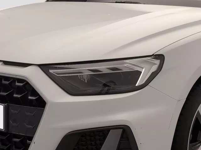 Audi A1 Adrenalin edition 30 TFSI 85 kW (116 CV) de segunda mano