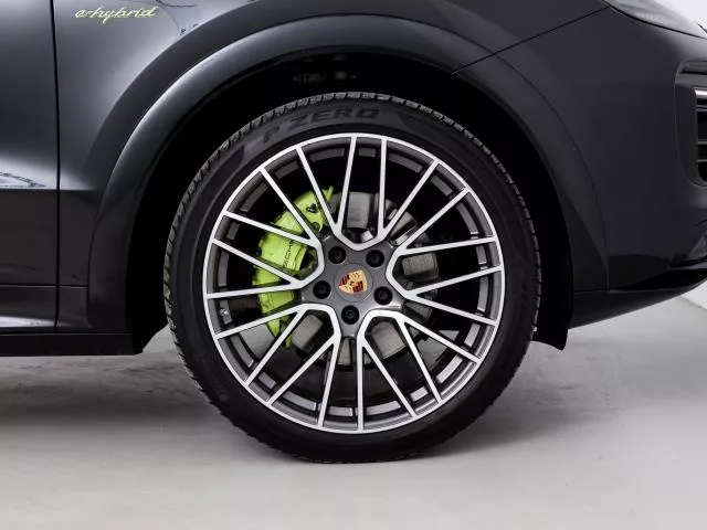 Porsche Cayenne E-Hybrid Platinum Edition 340 kW (462 CV) de segunda mano