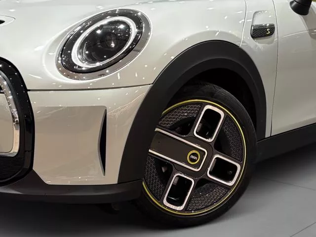 MINI 3 Puertas Cooper SE 135 kW (184 CV) de segunda mano