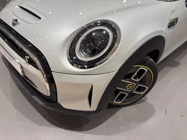 MINI 3 Puertas Cooper SE 135 kW (184 CV) de segunda mano