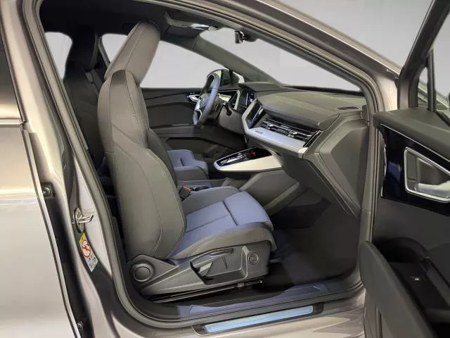 Audi Q4 Genuine edition 45 e-tron 82kWh 210 kW (286 CV) de segunda mano