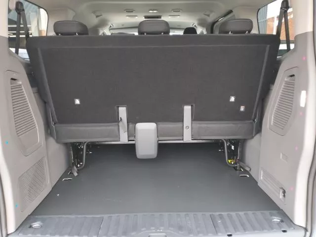 Volkswagen Caravelle Batalla Corta 2.0 TDI 110 kW (150 CV) de segunda mano