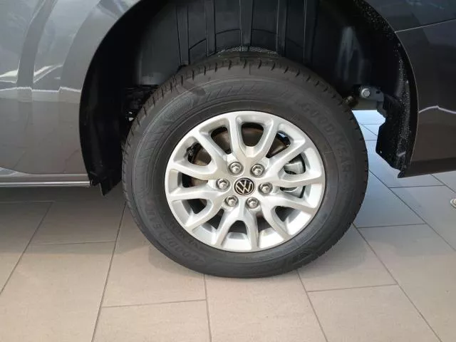 Volkswagen Caravelle Batalla Corta 2.0 TDI 110 kW (150 CV) de segunda mano