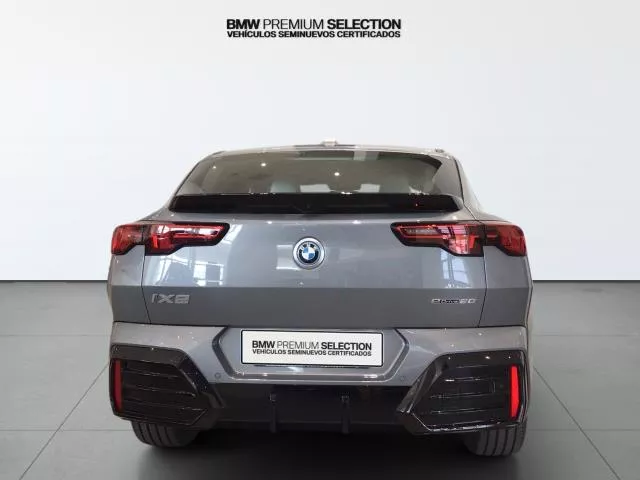 BMW iX2 eDrive20 150 kW (204 CV) de segunda mano