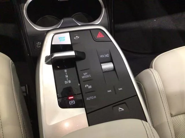 BMW iX2 eDrive20 150 kW (204 CV) de segunda mano