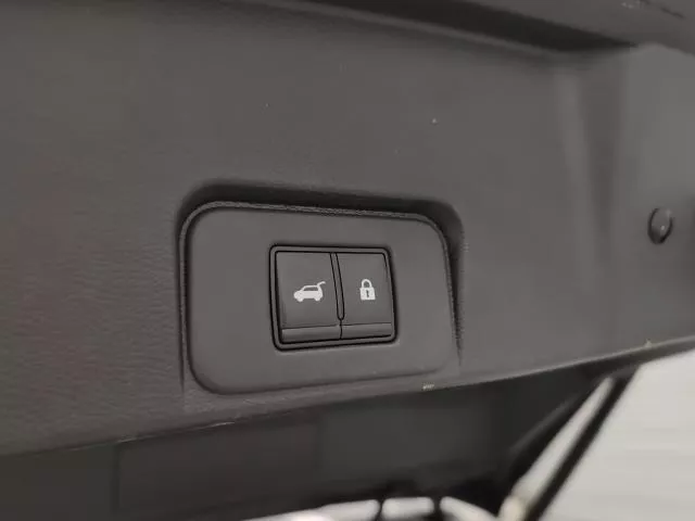 Nissan X-Trail 1.5 e-4ORCE Tekna 4×4 AT 157 kW (213 CV) de segunda mano