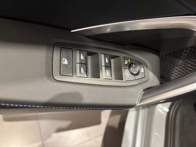 BMW iX2 eDrive20 150 kW (204 CV) de segunda mano