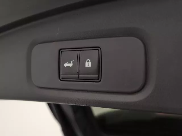 Nissan Qashqai DIG-T 140 N-Connecta 103 kW (140 CV) de segunda mano