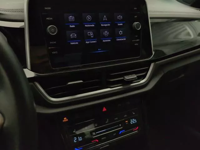 Volkswagen T-Roc R-Line 1.5 TSI 110 kW (150 CV) DSG de segunda mano