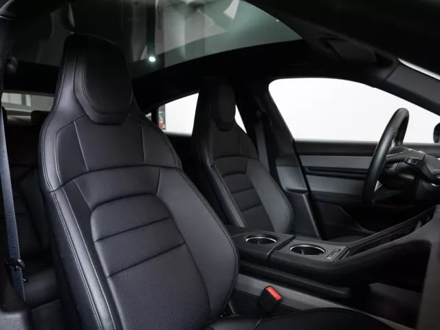 Porsche Taycan 300 kW (408 CV) de segunda mano