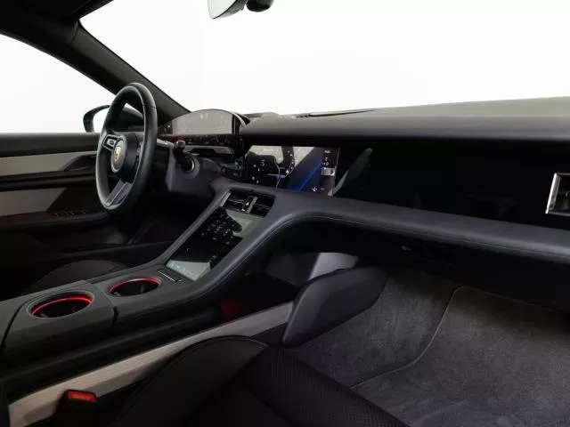 Porsche Taycan 300 kW (408 CV) de segunda mano