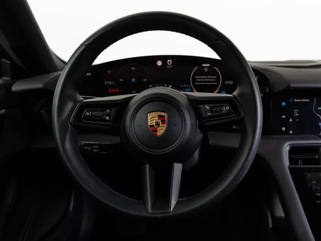 Porsche Taycan 300 kW (408 CV) de segunda mano