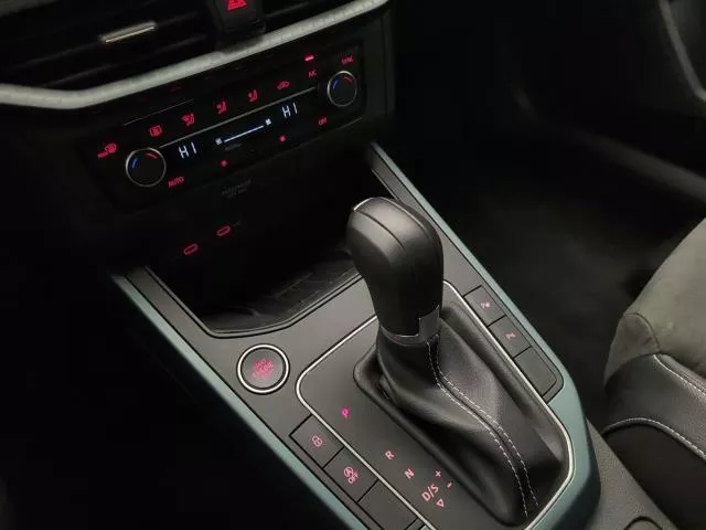 SEAT Arona 1.0 TSI S&S Xperience XM DSG 85 kW (115 CV) de segunda mano