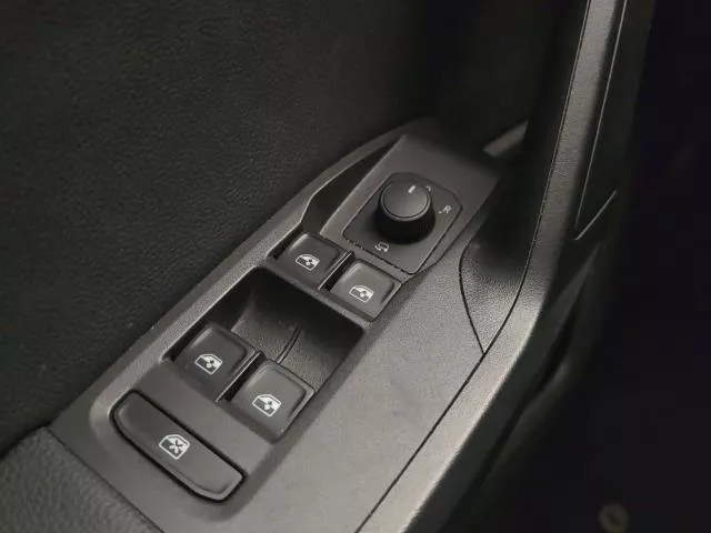 SEAT Arona 1.0 TSI S&S Xperience XM DSG 85 kW (115 CV) de segunda mano