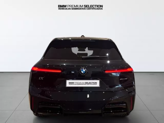 BMW iX xDrive60 400 kW (544 CV) de segunda mano