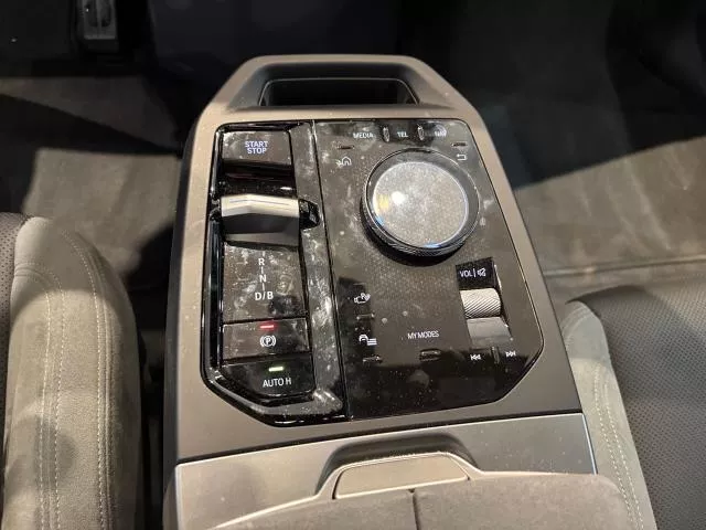 BMW iX xDrive60 400 kW (544 CV) de segunda mano