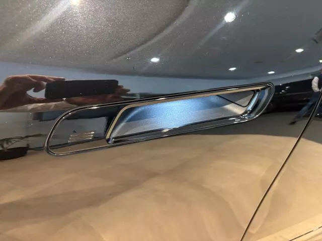 BMW iX xDrive60 400 kW (544 CV) de segunda mano