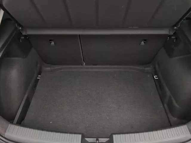 SEAT León 1.5 TSI S&S Style 25 Aniversario 85 kW (116 CV) de segunda mano