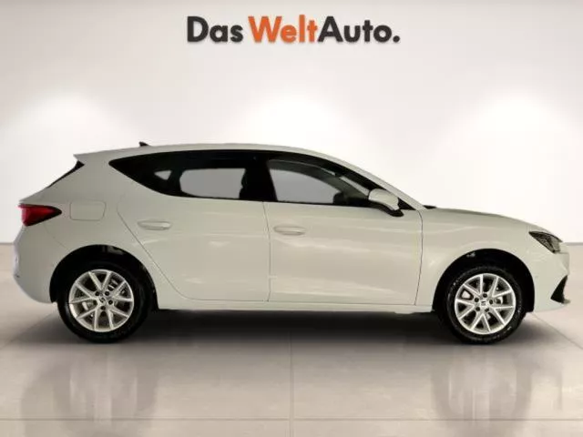 SEAT León 1.5 TSI S&S Style 25 Aniversario 85 kW (116 CV) de segunda mano