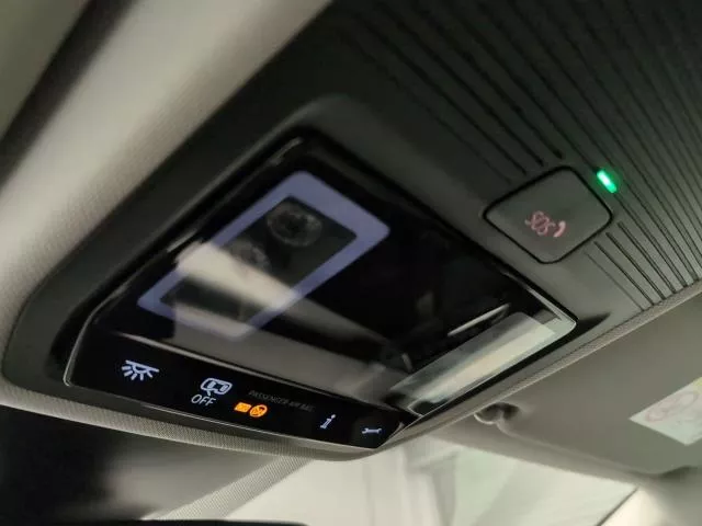 SEAT León 1.5 TSI S&S Style 25 Aniversario 85 kW (116 CV) de segunda mano