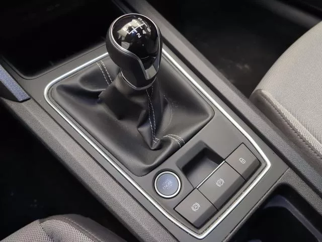 SEAT León 1.5 TSI S&S Style 25 Aniversario 85 kW (116 CV) de segunda mano