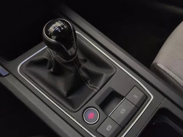 SEAT León 2.0 TDI S&S Style XL 85 kW (116 CV) de segunda mano