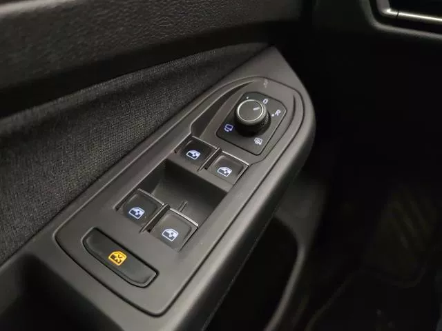 Volkswagen Golf Life 2.0 TDI 85 kW (115 CV) de segunda mano