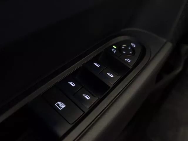 MINI 5 Puertas Cooper C 115 kW (156 CV) de segunda mano