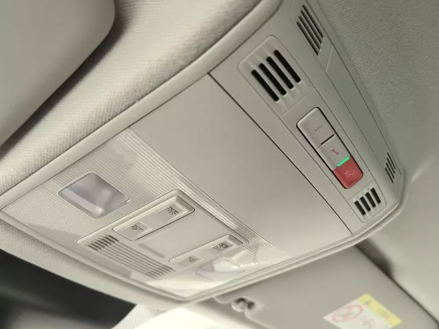 SEAT Arona 1.0 TSI Style Special Edition 85 kW (115 CV) de segunda mano