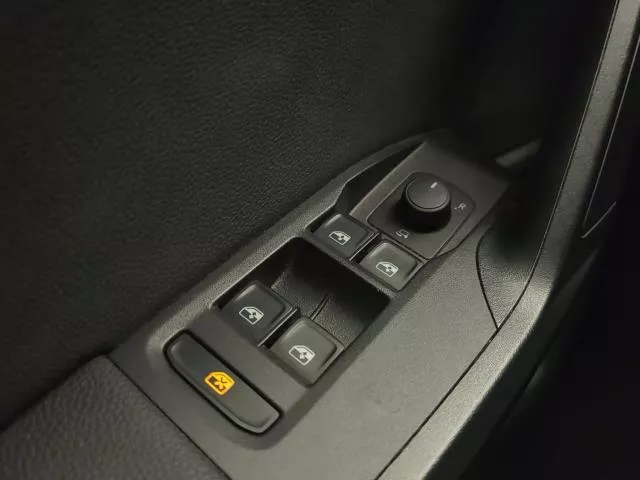 SEAT Arona 1.0 TSI Xperience Special Edition 85 kW (115 CV) de segunda mano