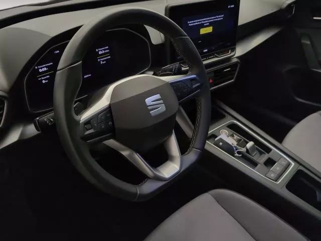 SEAT León 1.5 eTSI Style 25 Aniversario DSG 85 kW (116 CV) de segunda mano