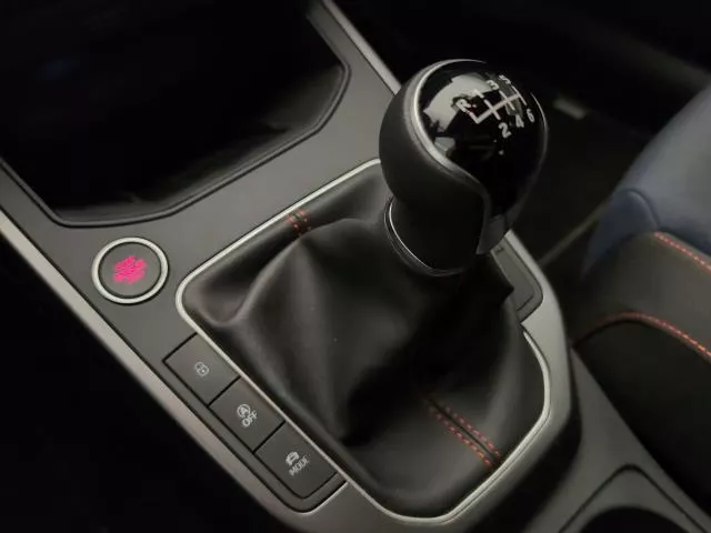 SEAT Arona 1.0 TSI FR XM 85 kW (115 CV) de segunda mano