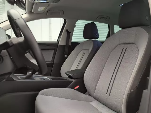 SEAT León 1.5 TSI Style 25 Aniversario 85 kW (115 CV) de segunda mano