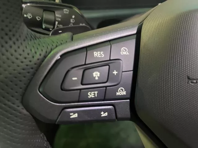 Volkswagen T-Roc R-Line 1.5 eTSI 110 kW (150 CV) DSG de segunda mano