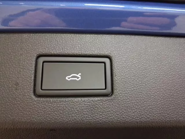 Volkswagen T-Roc R-Line 1.5 eTSI 110 kW (150 CV) DSG de segunda mano