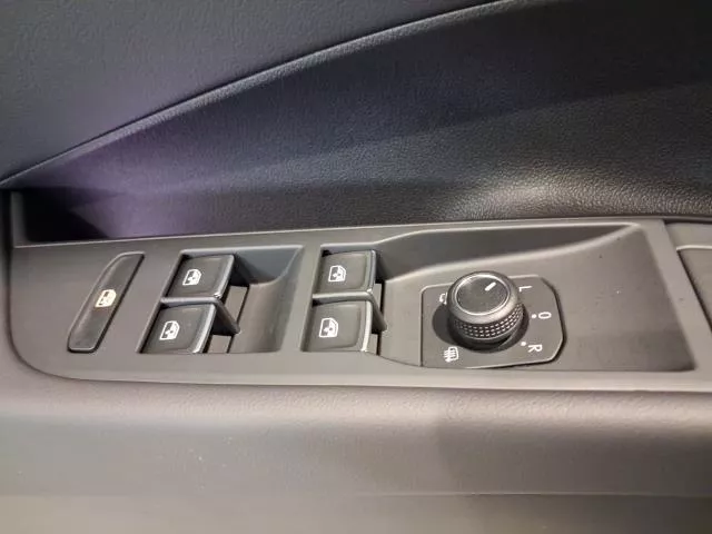 Volkswagen T-Roc R-Line 1.5 eTSI 110 kW (150 CV) DSG de segunda mano