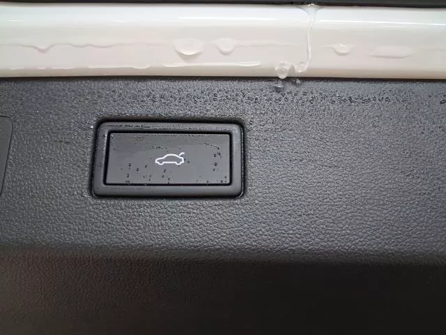 Volkswagen T-Roc R-Line 1.5 eTSI 110 kW (150 CV) DSG de segunda mano