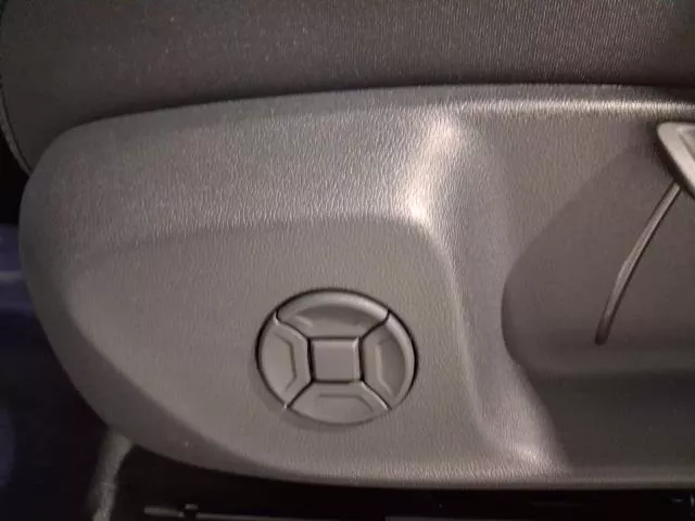 Volkswagen T-Roc R-Line 1.5 eTSI 110 kW (150 CV) DSG de segunda mano