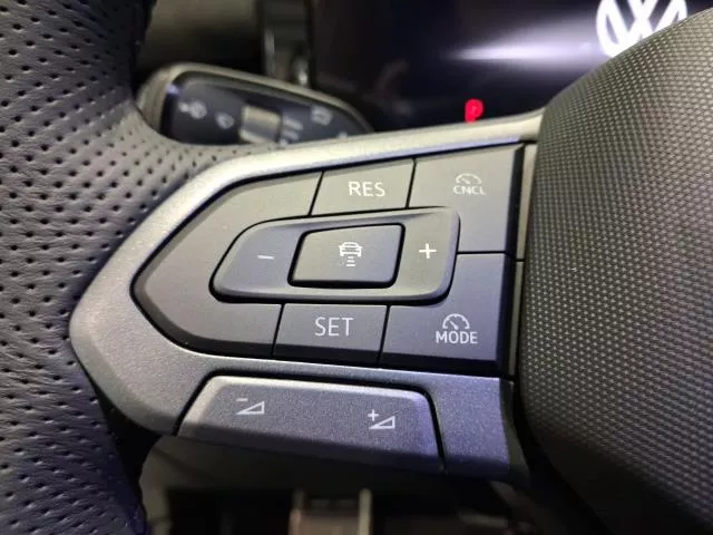 Volkswagen T-Roc R-Line 1.5 eTSI 110 kW (150 CV) DSG de segunda mano