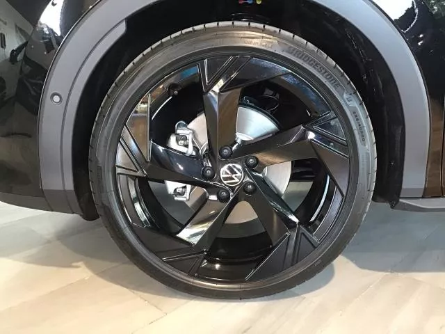 Volkswagen T-Roc R-Line 1.5 eTSI 110 kW (150 CV) DSG de segunda mano