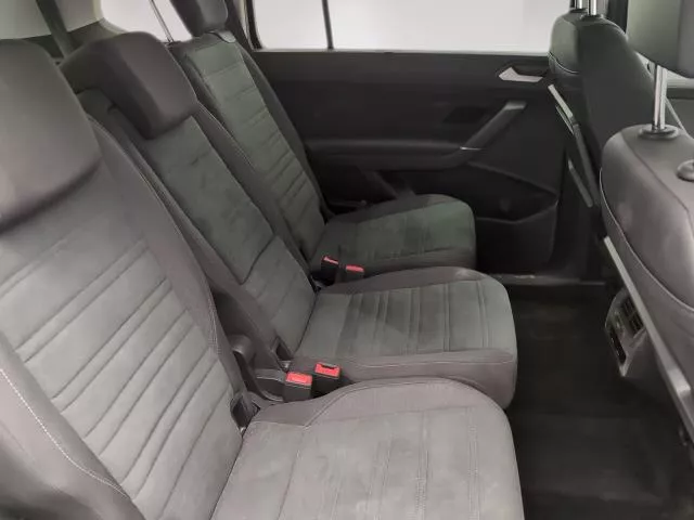 Volkswagen Touran «Más» 1.5 TSI 110 kW (150 CV) DSG de segunda mano