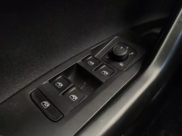 Volkswagen Taigo «Más« 1.0 TSI 85 kW (115 CV) DSG de segunda mano